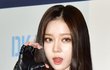 윈터 긴머리는 진심 안어울리네