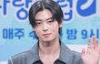차은우 보니 헤어스타일 타는 건 얼굴 문제구나