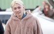 이 후리스 정보 아는사람ㅜ 스키즈 미팬때 필릭스가 입은거임