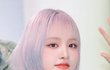 리즈 은발 염색했네
