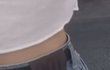  청바지 뒷탭에 001 로고잇는 브랜드알아 ?
