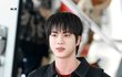 방탄 김석진 구찌 패션쇼 출국 사진