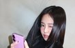 제니 핑크색 폰 쓰는 거 첨봄