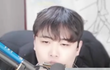 썸타던 애 코노가서 하모니카 불러줌