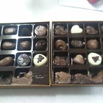 (사진有)중국 면세점에서 <b>초코렛</b>을 샀는데....황당하고 어이없네요...