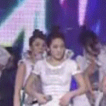 소녀시대 태연이 <b>바지속</b>에 손넣는...