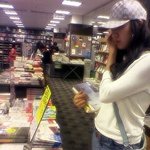 서점서 본 <b>미코</b> 선 박샤론! 기럭지가 예술