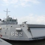 러시아로부터 도입한 공기부양상륙정