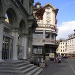 스위스-인터라켄의 chalet oberland 호텔 1층 식당 ~