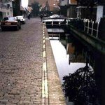 <b>헛웃음</b> 나는 자전거 도로