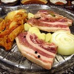 어제 저녁,.<b>와인</b>삼겹살 먹고 ~