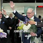 세계적인 투자가 <b>워렌</b>버핏 방한! 급등하는 관련주들