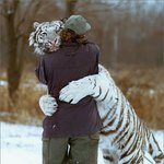 프리허그, <b>안아</b>드려용~