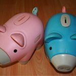 저축의 날, <b>홀대</b>받는 돼지저금통의 동전