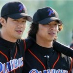 공유랑 조인성 어깨<b>동무</b>하고 ^^ 근데 둘다 표정이 ;;;;;