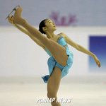 피겨요정 "김연아" 오늘사진 <b>안습</b> 그래도 한마래 백조