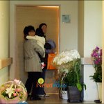 <b>심은하</b>, 둘째 딸 출산! 첫째 딸의 병문안