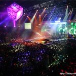 인상적이였던 <b>오만</b>색 레이져쑈 애니밴드 콘서트