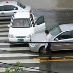 누구의 <b>과실</b>인가./??