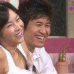 <b>현영</b> 웃다가 뽕브라 노출