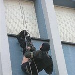 특수<b>부대원</b>...작전중..안습 ;;