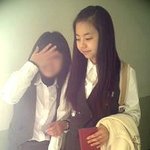 권지용 ,<b>소희</b> 각자 찍기 싫은 사진 찍을때 모습.