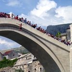 ㅍ한번 뛰어 보실<b>라우</b>