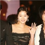 전지현의 <b>투명</b> 드레스 착한사람 눈엔 다 보인다?