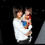 엄마와 쇼핑나온 수리, <b>뾰루퉁</b>한 모습도 귀여워