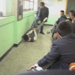 요즘 남학교 <b>체벌</b>-너무하잖아