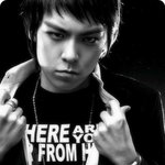 <b>top</b> 닮은 새