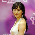 <b>왕비</b>자태 빛나는 구혜선