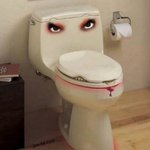 공포의 <b>변기통</b>