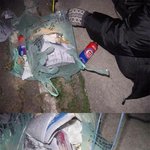 인간 쓰레기들 정신 차리세요