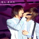 <b>ft</b>아일랜드....무슨 사이??