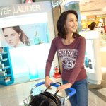 연예인들 <b>공항</b>에서 모하나?