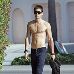 이남자 키 <b>몇정도</b>로 보이세요??