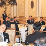 참 <b>편안</b>해보인다..