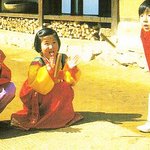<b>정형</b>돈 어릴적부터 여장 즐겨