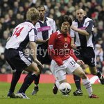 3명쯤은 <b>xx</b>를 긁으며 제끼는 지성