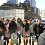 숭례문 앞에서 기념사진 찍은 일본인에 대한 일본인의 댓글