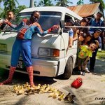 스파이더맨... <b>말레</b>이지아에 있다