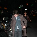 살찐 올랜도 <b>블룸</b>-미란다 커, 데이트 현장 포착!