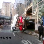 저기요...거긴 <b>출구</b>가 아니에요...대박 사고!!!!!!!!!!...