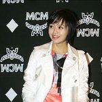 강성연 바쁜데 <b>행사장</b>?