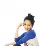신예 한채아와 <b>헐리</b>웃 스타 똑같은 티셔츠 다른 느낌?