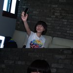 손가인 별난 취미, <b>생얼</b>로 숙소에서 셀카중!