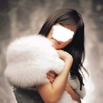 <b>누나</b> 품에 안기고파