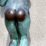 성추행한당 엉덩이의 <b>흔적</b>.