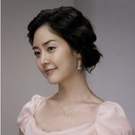<b>쇄골</b>이 이쁜 성유리